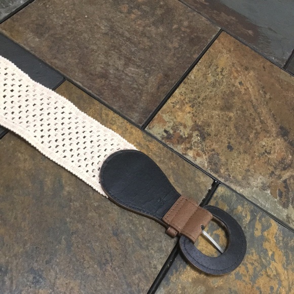 Brown stretch belt 3 inches wide, with macramé trim, W – 23 to 25 inch waist - Picture 6 of 10